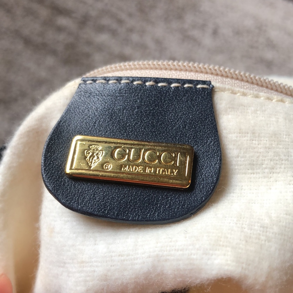 Gucci authentic vintage canvas with blue leather crossbody - Picture 7 of 15